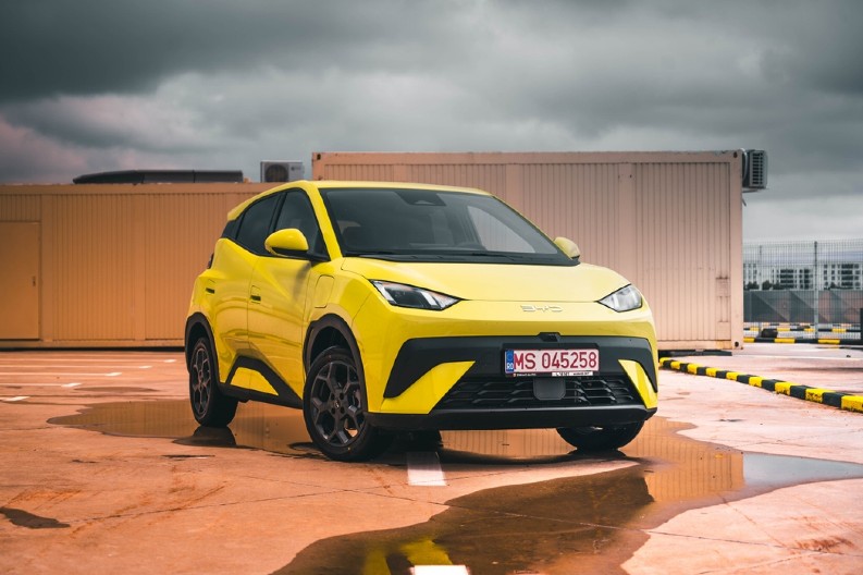 NIKO IM NE MOŽE NA CRTU Kineski BYD predstavio do sada najjeftiniji model automobila