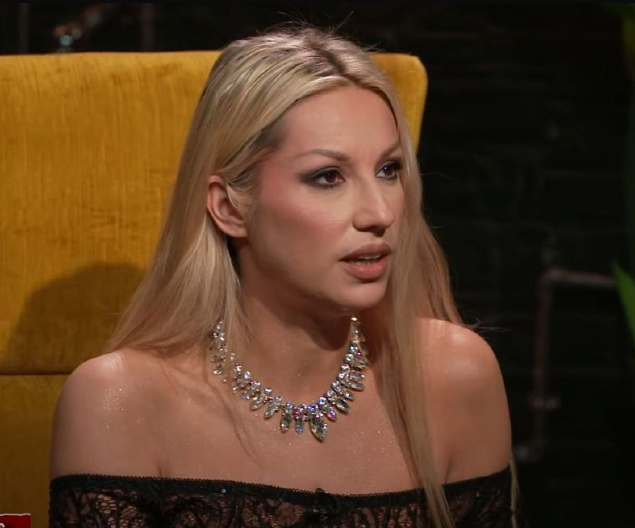 "PRAVE OD MENE OBER K..." Rada otvoreno o mračnoj strani estrade, raskrinkala koleginice: "Znamo ko se čime bavi!"