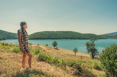 LEKOVITA SRPSKA BANJA, A TEK JEZERO PORED NJE… Kažu ljudi, savršena zamena za more