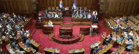 POSLANICI DALI ZELENO SVETLO Država sme da se zadužuje za projekte