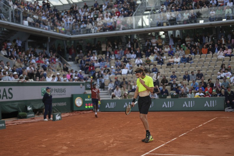 EPSKI RASPAD I SUNOVRAT Ovde ni Ivanišević ne pomaže