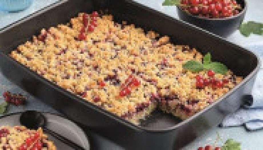 RENDANI KOLAČ SA RIBIZLAMA Prava letnja poslastica u savršenom voćnom spoju