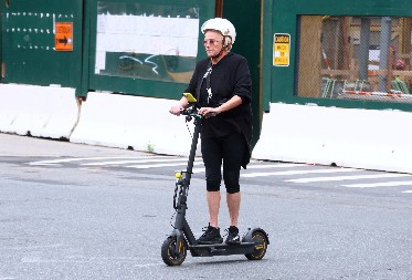 BIVŠI MUŽ JOJ OGADIO SVE MUŠKARCE SVETA  Zbog onoga što joj je uradio dobio je titulu "najvećeg jadnika"