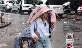 OLUJA UDARA U 17 ČASOVA: Evo koji delovi Srbije su u crvenoj zoni!