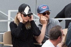 RASKIDAJU FRANCUSKI BRED PIT I ANĐELINA DŽOLI Pukla ljubav duga skoro 2 decenije, Srbija u suzama