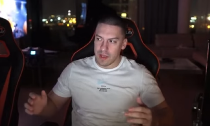 BAKA PRASE KONAČNO POKAZAO NOVU DEVOJKU U jeku skandala sa Anjom objavio šok fotke, a onda poručio: "Ljudi su želeli krv, ali je nisu dobili"