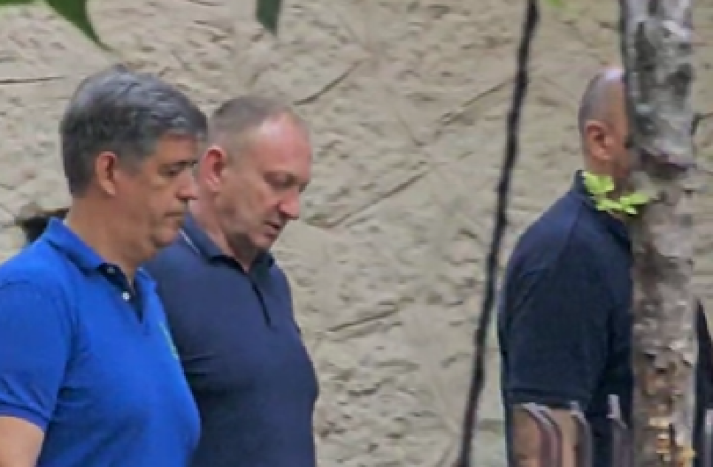 ĐILAS SA EKIPOM STIGAO NA SLAVIJU Okružen telohraniteljima i saučesnicima došao da ruši Srbiju (FOTO/VIDEO)