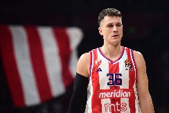 ŠOK ZA NAVIJAČE Mina i Nemanja Nedović zapevali, pesmom najavili odlazak iz Zvezde? (VIDEO)