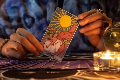 TAROT HOROSKOP ZA JUL Sudbina se menja, a ova 3 znaka dobijaju novu šansu