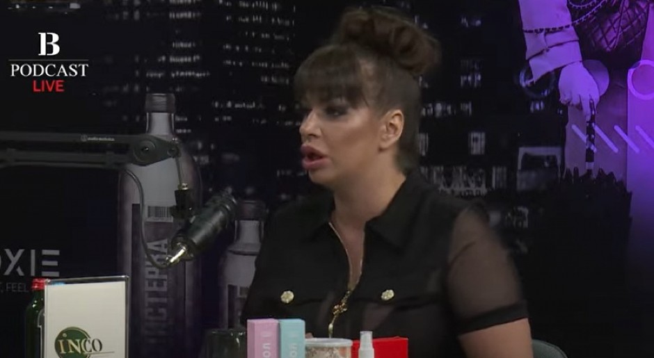 MILJANA KULIĆ POTPISALA UGOVOR ZA ULAZAK U ELITU 9 Evo kako je Marija reagovala, majci je najteže