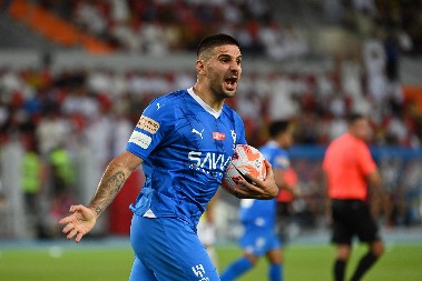 ŠOK NA POMOLU Inzagi precrtao Mitrovića, Srbin napušta Al Hilal