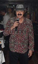 POJAVILA SE FOTOGRAFIJA KAO DOKAZ Haris Džinović uslikan sa poznatim pevačem