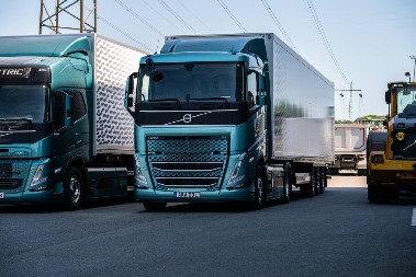 GREŠKA KOJA GA SKUPO KOŠTA Kamiondžija (70) ne može da priušti penziju i dalje radi