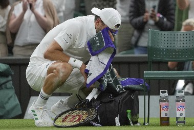 NAJVEĆI MALER U SVETU TENISA Crni niz Grigora Dimitrova