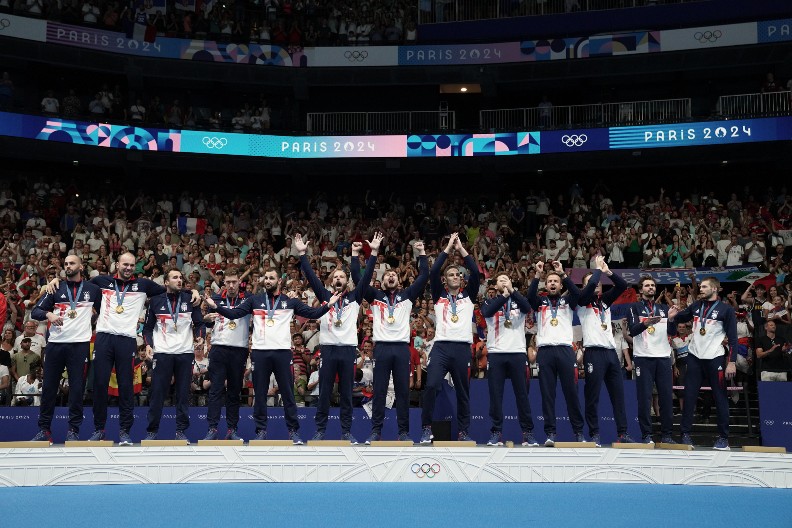 DELFINI SE SPREMAJU ZA SVETSKU SMOTRU Vaterpolisti Srbije završili pripreme u Bangkoku