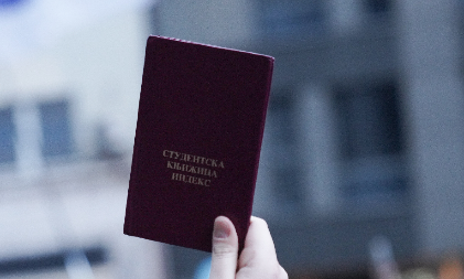 SKANDAL! GRUPICA BLOKADERA ZAGORČAVA ŽIVOT STUDENTIMA Hoće da ih spreče da polažu ispite!