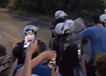 BLOKADERSKI DEBAKL U UŽICU Parada pijanstava i idiotizama dodatno začinjena "specijalnim gostima", A POVOD IM JE TEK APSURD