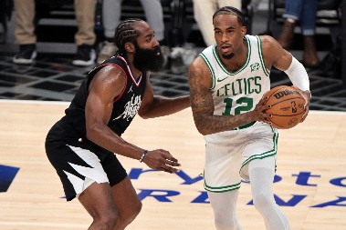 ODJEKNULA BOMBA NBA šampion stigao u Evroligu