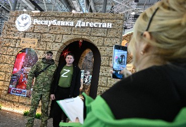 TAKO SE TO RADI U DAGESTANU! Dagestenac video fotografije svoje verenice pre PLASTIČNE OPERACIJE i otkazao SVADBU!