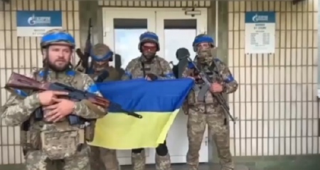 MASAKR U UKRAJINSKOJ KASARNI! Mobilisani vojnik mitraljezom ubio narednike pred svima