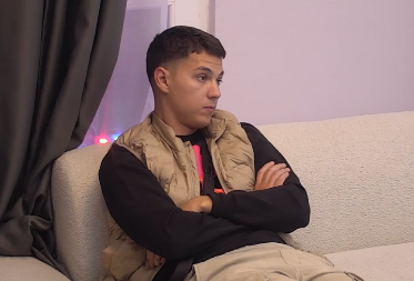 BLAM UŽIVO! Peja pogrešno nabrojao boje na zastavi Srbije, učesnici i gledaoci zanemeli