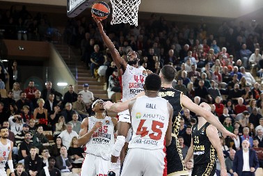 KAKVA BOMBA Crveno-beli dovode brutalnog centra