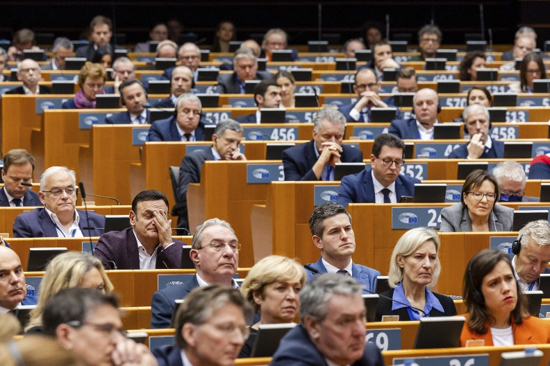 BUDŽET EVROPE DOČEKAN NA NOŽ Kritike su oštre – „EU se ne može svesti na bankomat“