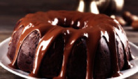 ČOKOLADNI KUGLOF Sve se pomeša i peče, a ukusan kao da ste se trudili satima