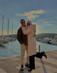 PEVAČ PREVARIO SUPRUGU SA KOLEGINICOM Nakon javnih dokaza ostavila sve u šoku: "Svu bruku su bacili na mog muža, ljubavnica treba da se stidi"