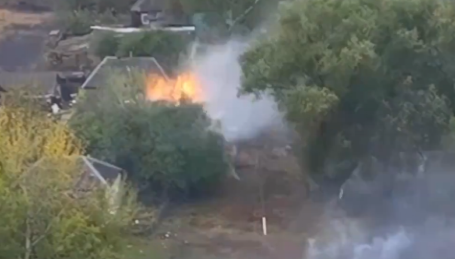 "EVO VAM ORUŽJE, PA RASPALITE PO RUSIMA" Stigla je nova podrška Kijevu