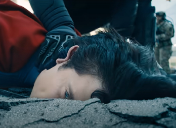 NARAVNO, NIŠTA BEZ HRVATA KOJI GLUMI SRBINA Novi Supermen mlati pare, i to je tek početak