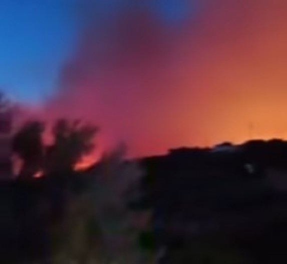 BUKNUO POŽAR NA DEPONIJI: Hitne službe upućene ka Vranju