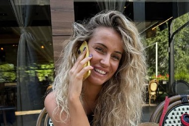 HAOS SE NASTAVLJA! Milica uzvraća udarac, evo s kim uživa dok Terza snima vrele scene s Poršelinom (FOTO)