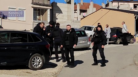 KURTIJEVA POLICIJA IZBACILA SRPSKU PORODICU IZ STANA! „Ćerka je zgrabila ikonu, unuk plakao!“