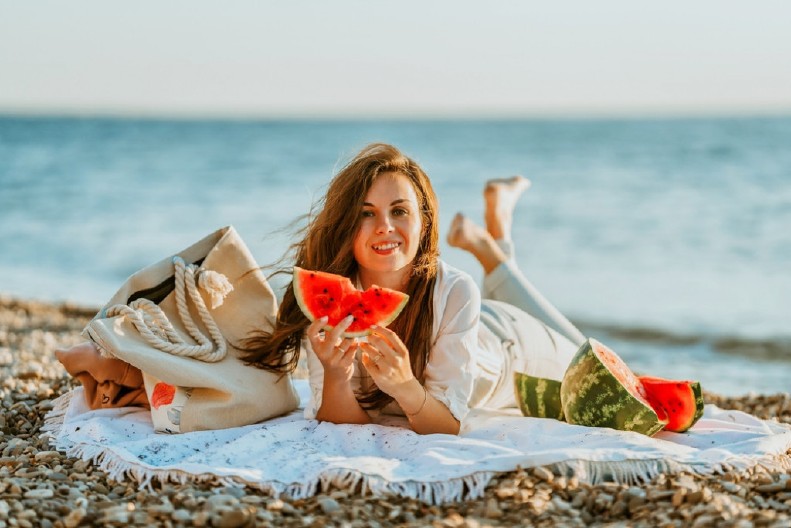 KAKO BOLJE POCRNETI NA MORU Ove namirnice pomažu da brzo dobijete savršenu bronzanu boju