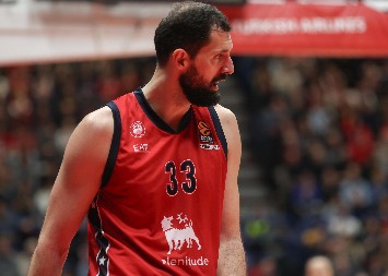 SADA JE SVE JASNO Evo zbog čega je Mirotić napustio Armani