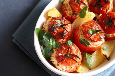 PAPRIKE PUNJENE KROMPIROM Klasik na drugačiji način, svaki zalogaj je raj za nepca