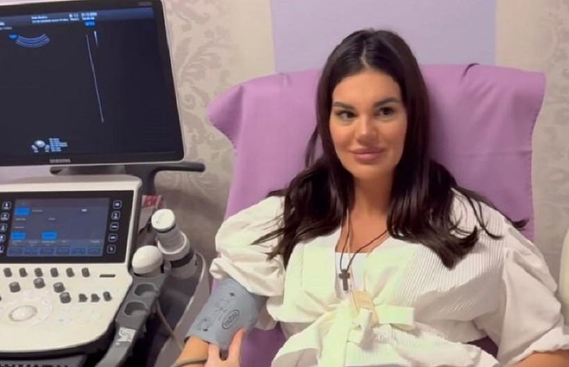 6 MESECI NAKON POROĐAJA JOJ USTANOVLJEN ZDRAVSTVENI PROBLEM Jovana Ljubisavljević u panici: "Otkrili smo da imam..."