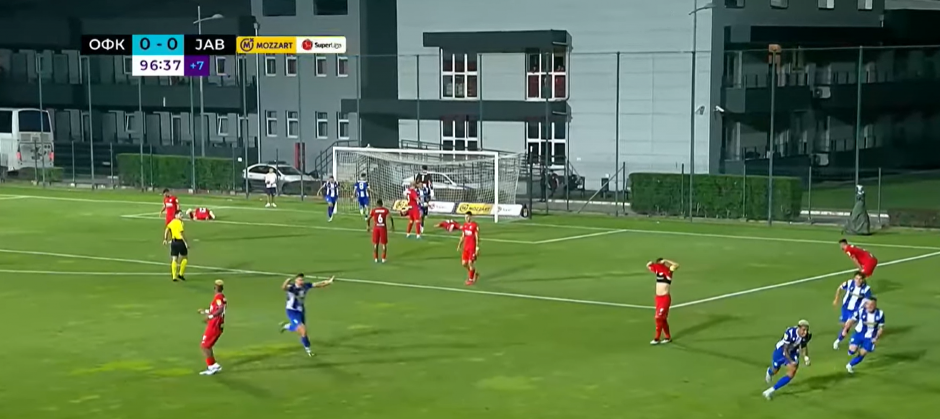 OVAKO NEŠTO NEĆETE ČESTO VIDETI Komičan gol u 90+7. minutu doneo pobedu OFK Beogradu (VIDEO)