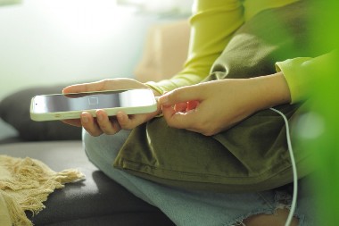 BATERIJA TELEFONA ĆE TRAJATI ZNATNO DUŽE UZ OVE TRIKOVE Zaboravite na često punjenje - uradite ovih 5 stvari