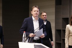 EVO KAKO SE GLIŠIĆ DRŽAO DOK NIJE DOŠLA HITNA POMOĆ U studiju nastala drama: "Isto je činio i nakon što je otišao"