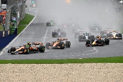 JEZIV UDES U F1 Bolid potpuno uništen (FOTO)