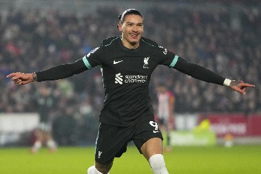 DOSTA JE TROŠIO, SAD JE VREME DA ZARADI Liverpul prodaje napadača, stiže kao zamena za Aleksandra Mitrovića