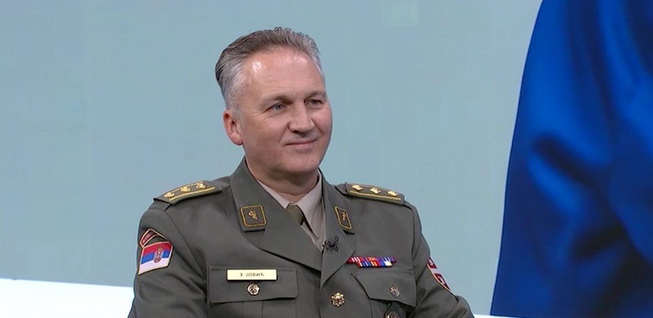 STIŽU PAKLENI DANI, NAČELNIK KLINIKE ZA KARDIOLOGIJU VMA UPOZORAVA Šta treba da uradite kada temperatura skoči na 38, opasno za starije od 65, a Boga mi i za mlade