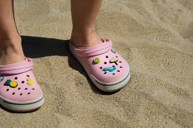 KRAJ ERE „RUŽNE OBUĆE“ Od hita do pada – „kroksice“ više nisu u modi