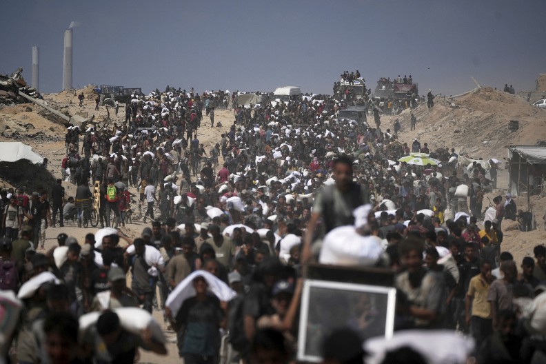 HAOS U TEL AVIVU Hiljade demonstranata na ulicama protiv izraelskog plana za Gazu!