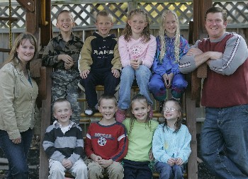 NEVEROVATNO, ALI ISTINITO Sedmorke koje su oduševile svet - Pogledajte gde su i šta rade posle 25 godina