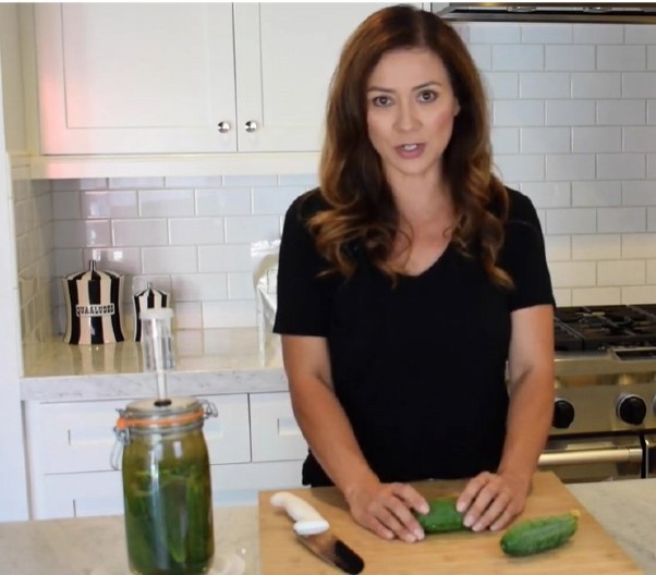 DVADESET GODINA POSLE RAZVODA, ŽENA IZNOSI JEZIVU ISTINU Bivši muž policajac mesecima joj sipao otrov u kafu