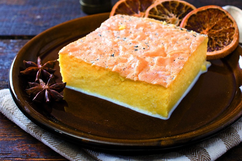 NEODOLJIVI ČIZKEJK SA VANILOM I BOROVNICAMA Kremast i lagan, smaže se u trenu