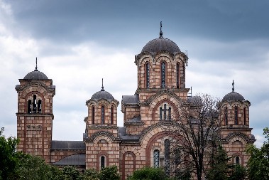 U SEPTEMBRU SLAVIMO 3 VELIKA SVECA Obeležavamo dan kad je Bogorodica rođena, a ovi običaji važe za žene